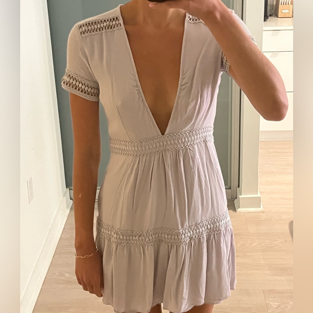 Short sleeve mini dress with crochet details
